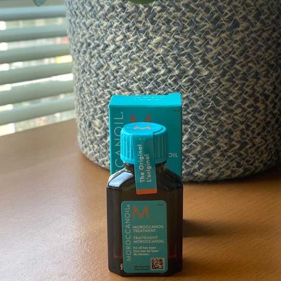 Moroccanoil Treatment for All Hair Types Alcohol-Free 15ml - Picture 3 of 10